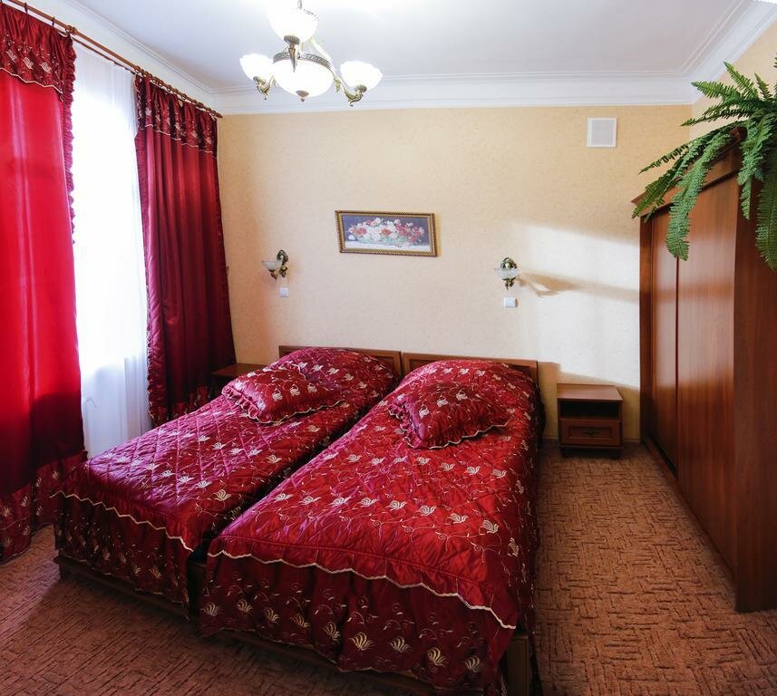 Гостиница Октябрьская Псков-30