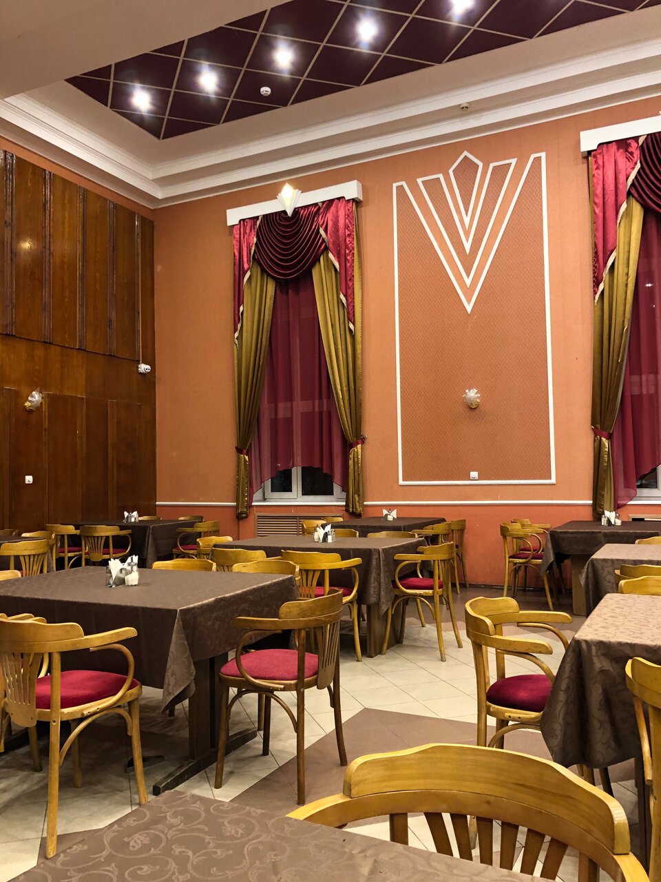 Гостиница Октябрьская Псков-182