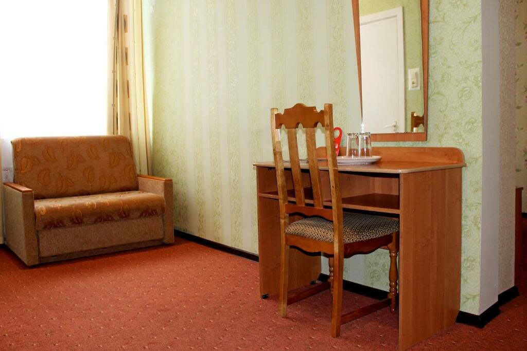 Гостиница Октябрьская Псков-46