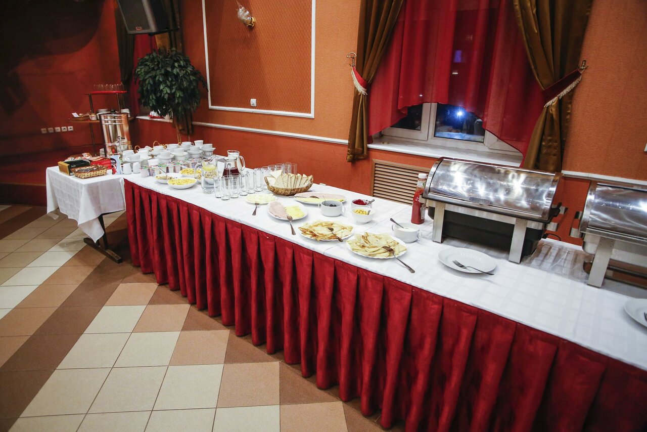 Гостиница Октябрьская Псков-45