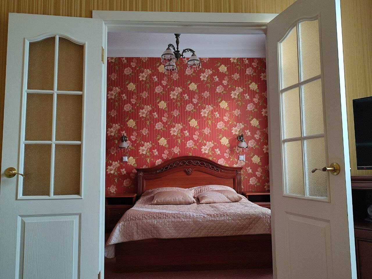 Гостиница Октябрьская Псков-87