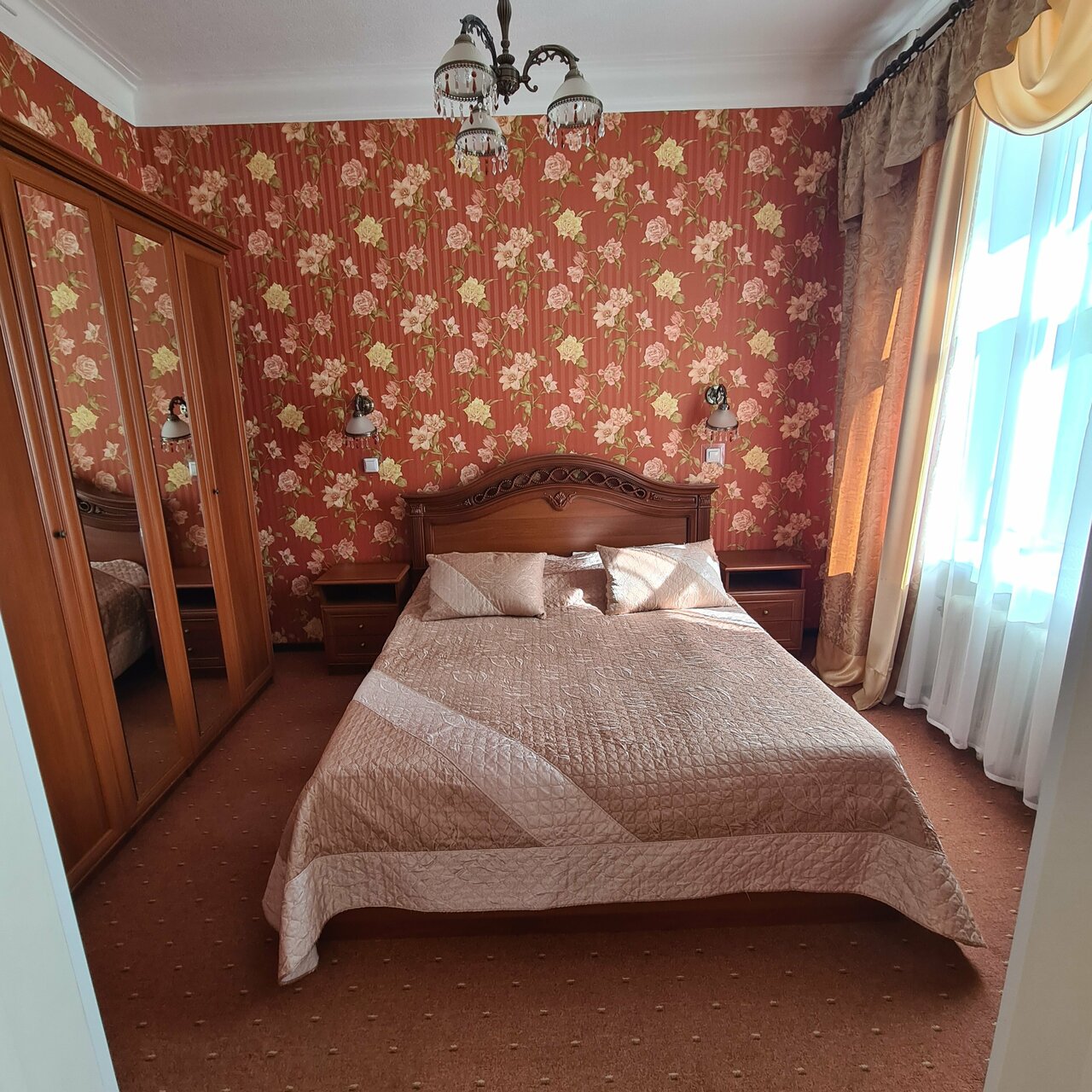 Гостиница Октябрьская Псков