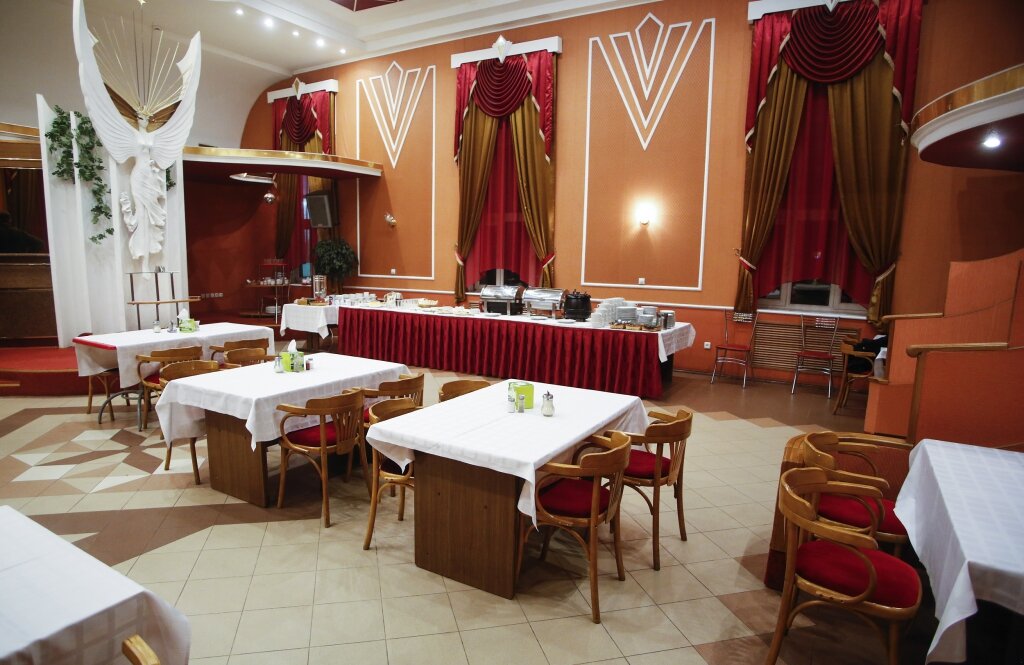 Гостиница Октябрьская Псков-5