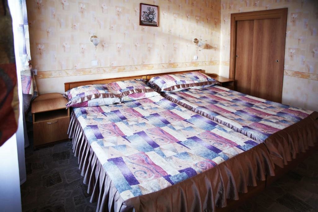 Гостиница Октябрьская Псков-25