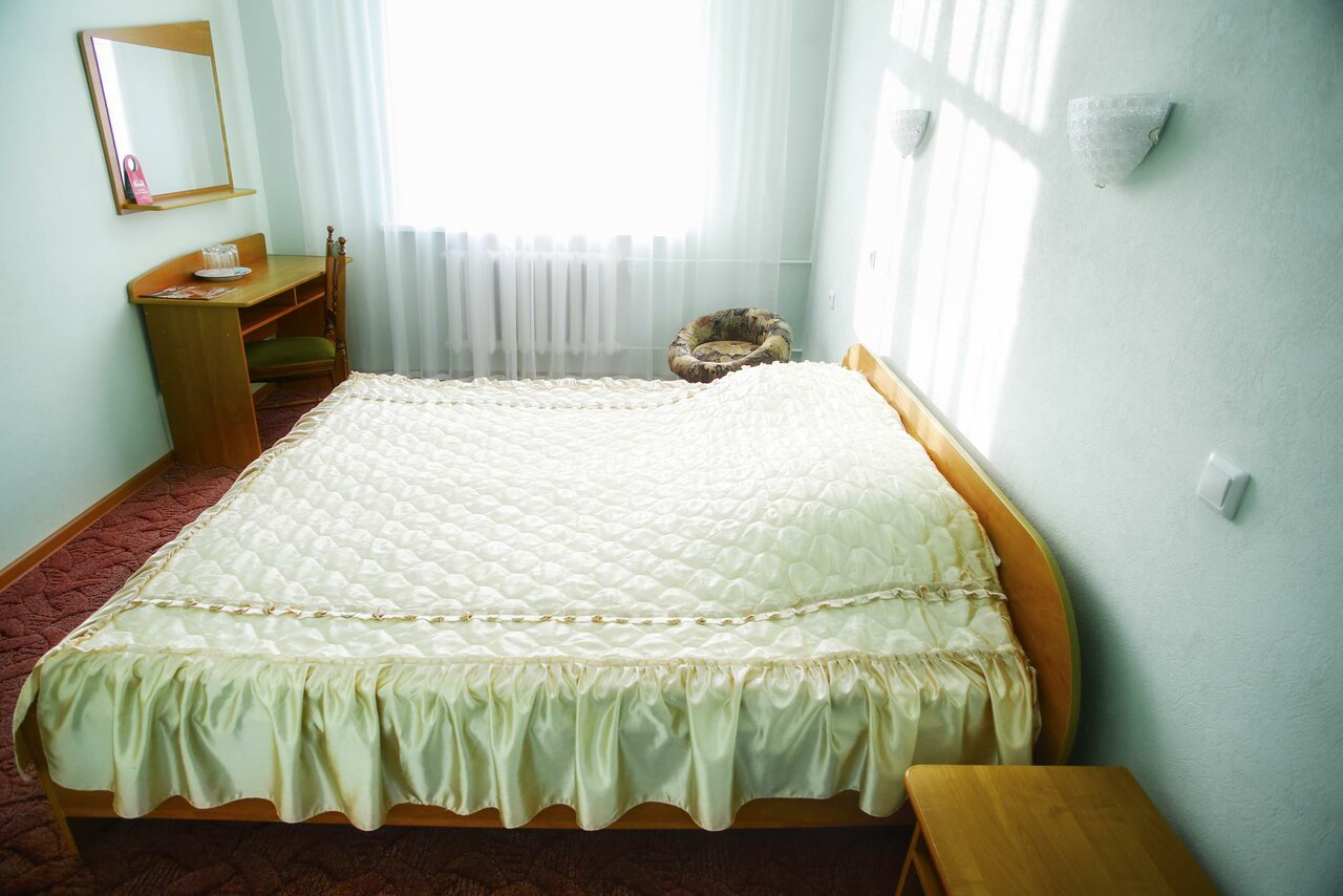 Гостиница Октябрьская Псков-36