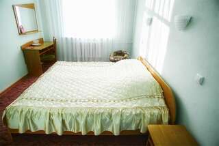 Гостиница Октябрьская Псков Двухместный Стандарт с раздельными кроватями-3