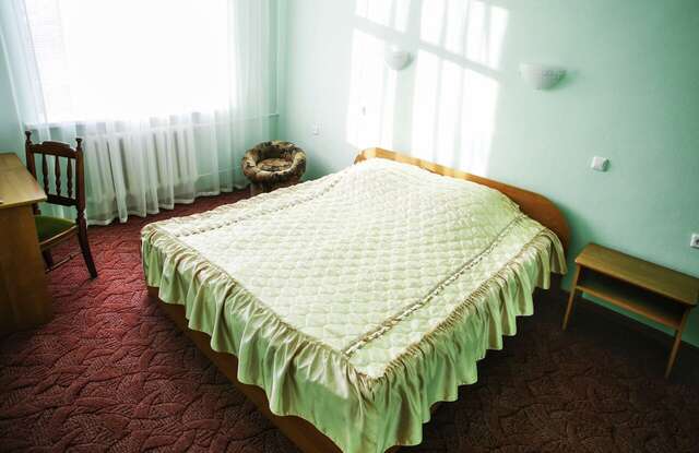 Гостиница Октябрьская Псков-19