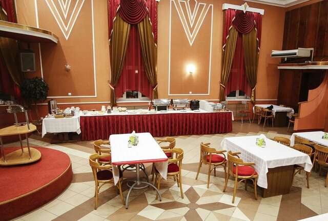 Гостиница Октябрьская Псков-38