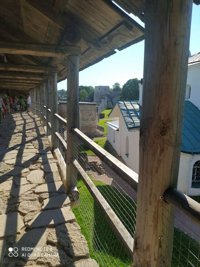 Гостиница Октябрьская Псков-97