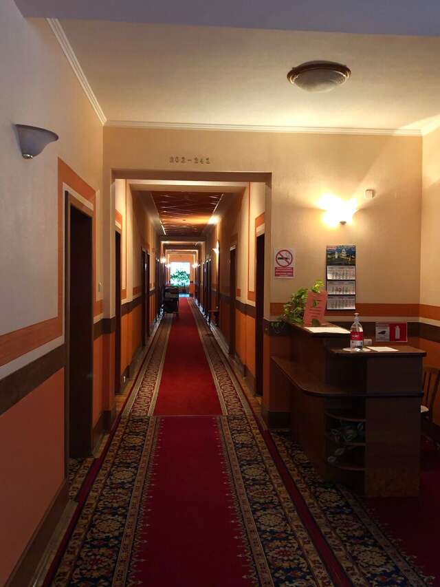 Гостиница Октябрьская Псков-201