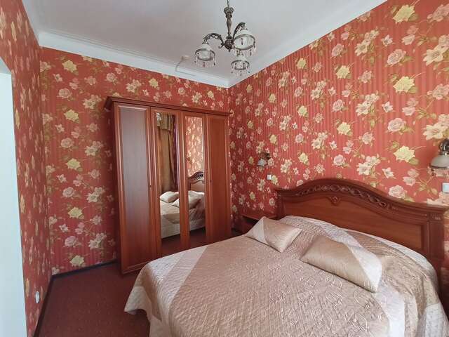 Гостиница Октябрьская Псков-244